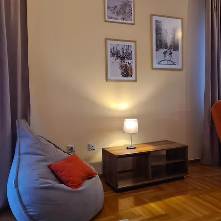 Velike Sume * Pale