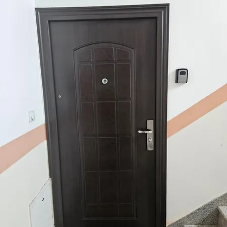 Velike Sume Apartman Pale