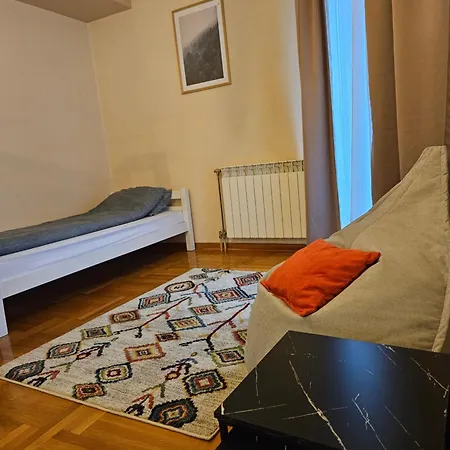 Velike Sume Apartment Pale