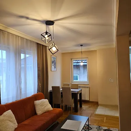 Velike Sume * Pale