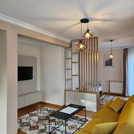 アパート Velike Sume